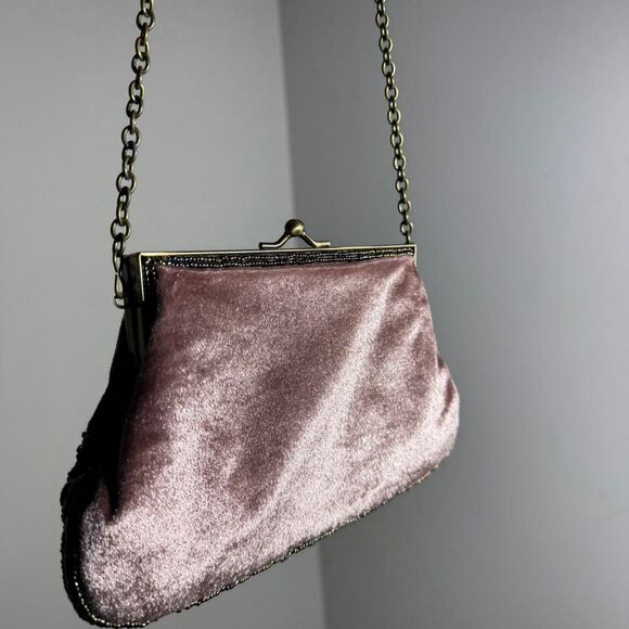VINTAGE Dusty pink velvet clutch & shoulder bag. - Picture 5 of 8